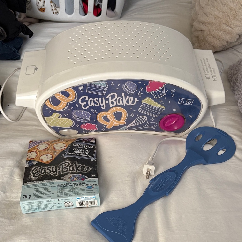 Easy-Bake Oven with Blue Spatula